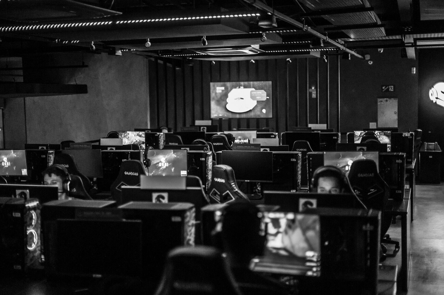 Gaming Tech: News and Reviews of the Latest in Video Game Hardware and Software”